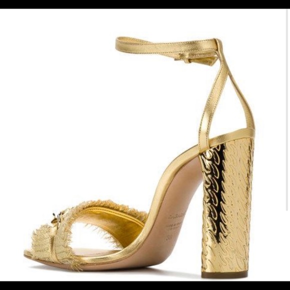 Authentic New CASADEI women’s Gold Sandal - Picture 3 of 6